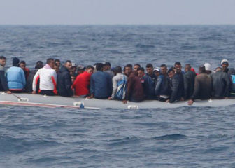immigrants-at-sea